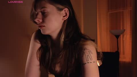 Snapshot of melodykey_x chatting on January 12, 2025, 6:49 pm melody online show from January 12, 2025, 6:49 pm