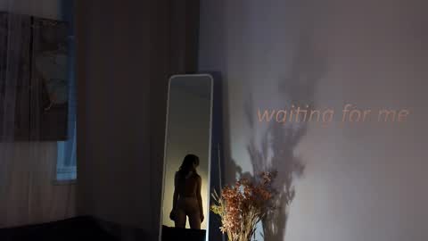 Snapshot of melodykey_x chatting on February 19, 2025, 3:38 pm melody online show from February 19, 2025, 3:38 pm