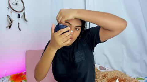 Snapshot of melodymoore_ chatting on May 16, 2026, 6:50 pm Melody online show from May 16, 2026, 6:50 pm