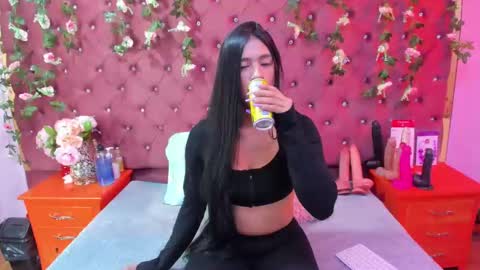 Melodysmithass online show from September 23, 2025, 2:47 am