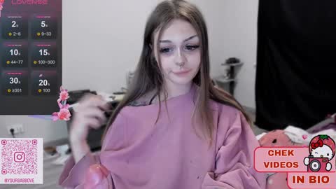 Snapshot of melonipinkbb chatting on February 2, 2025, 3:28 pm MELONI online show from February 2, 2025, 3:28 pm