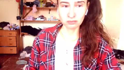 Yummygirl online show from March 19, 2026, 5:33 am