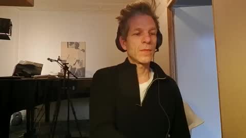 Snapshot of men2024again chatting on January 23, 2025, 8:57 am Andres online show from January 23, 2025, 8:57 am