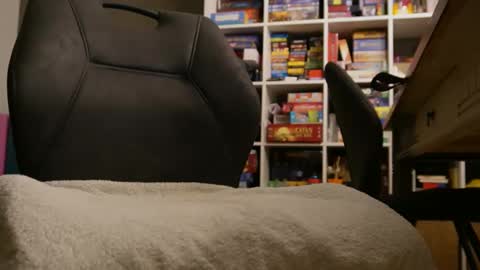 meneerkaas online show from December 29, 2024, 4:30 pm