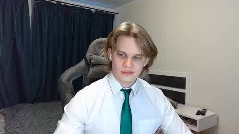 Mickey online show from December 24, 2024, 4:33 am