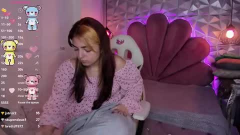    online show from March 4, 2025, 1:12 am