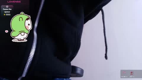    online show from October 5, 2025, 6:50 pm