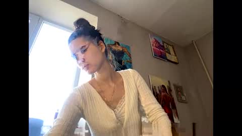 LEVA online show from March 22, 2026, 11:57 am