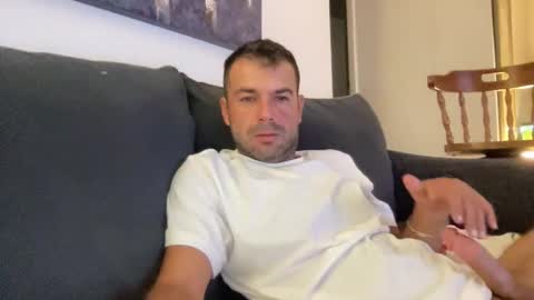 Mercedes190d online show from March 25, 2026, 11:05 am