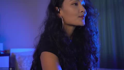 Snapshot of mercedesss_8 chatting on October 4, 2025, 11:08 am Next show on 03 Dec online show from October 4, 2025, 11:08 am