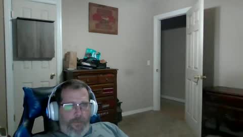 mercer1977 online show from June 25, 2026, 1:48 pm