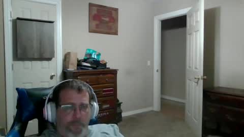 mercer1977 online show from June 29, 2026, 4:07 pm