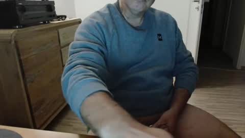 mercimo1 online show from May 7, 2026, 8:47 pm