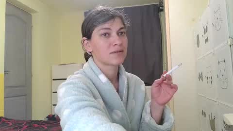 Miss Helena online show from April 15, 2026, 3:19 pm