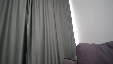 meriannabell online show from February 15, 2026, 4:09 am