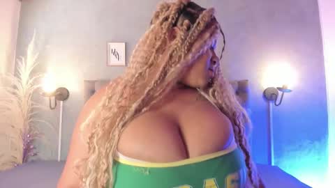 meridalane online show from November 25, 2025, 1:11 pm