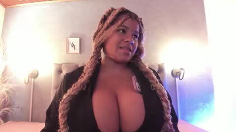 meridalane online show from December 2, 2025, 2:01 pm