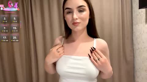 Rina online show from October 29, 2025, 6:09 pm