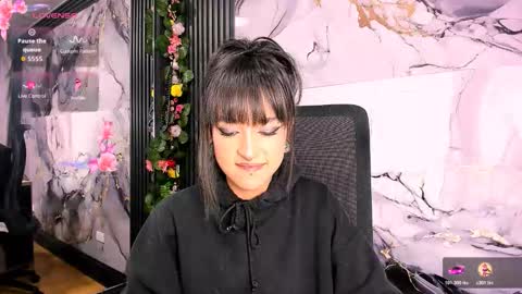 Snapshot of merlynn_ chatting on October 22, 2025, 2:34 am Diane 3 online show from October 22, 2025, 2:34 am