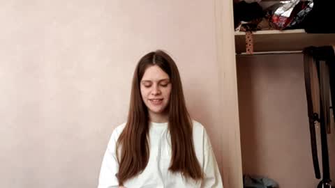 Snapshot of merryishmael chatting on April 14, 2026, 7:47 am Aurora online show from April 14, 2026, 7:47 am