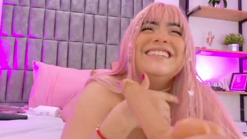 Mery Stone online show from May 20, 2026, 4:07 am