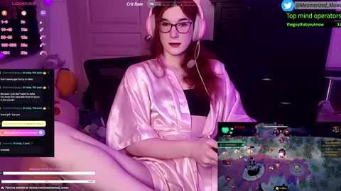 mesmerized_mowo online show from December 5, 2024, 12:41 am