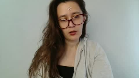 Jessica online show from October 22, 2025, 7:41 am