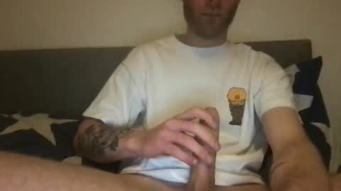 messageme11 online show from April 3, 2026, 11:14 pm