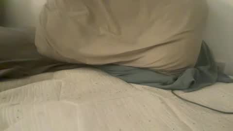 Slater online show from April 29, 2026, 3:32 am