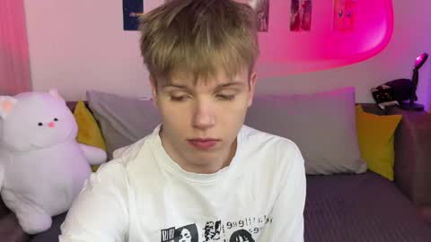 Arthur online show from April 15, 2026, 4:36 pm