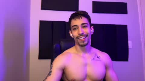 Snapshot of mettew22cm chatting on March 7, 2025, 9:27 pm mettew22cm online show from March 7, 2025, 9:27 pm