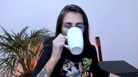 Snapshot of meurief chatting on January 28, 2025, 8:14 am Meurif online show from January 28, 2025, 8:14 am