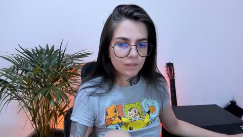 Snapshot of meurief chatting on February 20, 2025, 9:44 am Meurif online show from February 20, 2025, 9:44 am