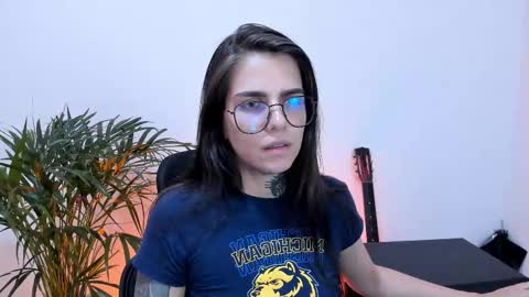 Snapshot of meurief chatting on February 21, 2025, 9:11 pm Meurif online show from February 21, 2025, 9:11 pm