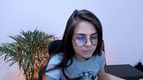 Snapshot of meurief chatting on February 23, 2025, 3:08 pm Meurif online show from February 23, 2025, 3:08 pm