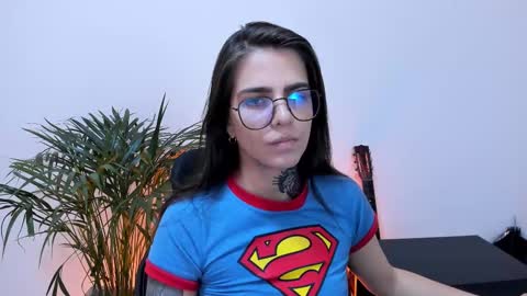 Snapshot of meurief chatting on March 9, 2025, 1:59 pm Meurif online show from March 9, 2025, 1:59 pm
