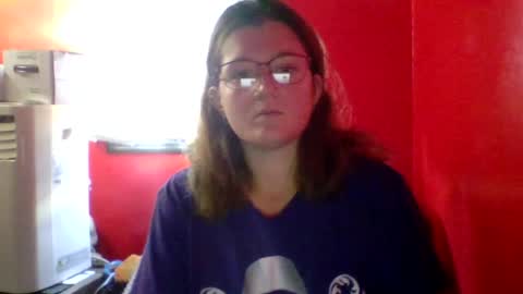 Snapshot of meveler22 chatting on July 10, 2026, 12:19 pm Angela online show from July 10, 2026, 12:19 pm