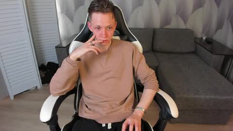 MEVERIK OUSHEN online show from March 31, 2026, 1:44 pm