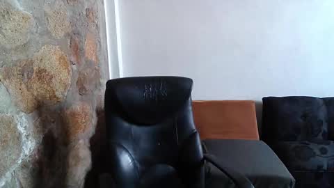 mexatre online show from November 8, 2025, 5:12 pm