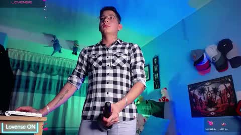 Snapshot of mexican_cum chatting on November 13, 2025, 3:05 am Jhon online show from November 13, 2025, 3:05 am