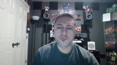 Snapshot of mexirican80 chatting on February 3, 2026, 9:09 pm The MexiRican online show from February 3, 2026, 9:09 pm