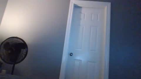 Snapshot of mexirican80 chatting on March 9, 2026, 10:25 pm The MexiRican online show from March 9, 2026, 10:25 pm