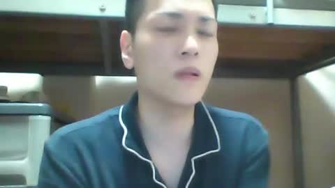 Snapshot of mgnhiroyuki chatting on September 21, 2025, 5:47 pm mgnhiroyuki online show from September 21, 2025, 5:47 pm
