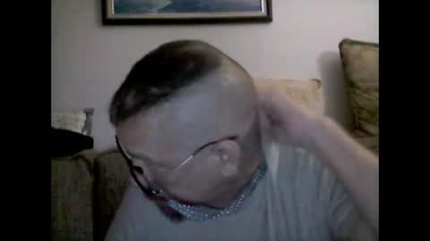 mhitch924 online show from February 11, 2026, 2:16 am