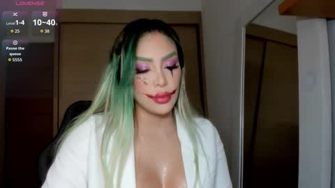 mi suk1 online show from October 31, 2025, 6:42 pm