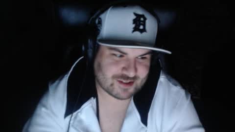 Snapshot of mi_vida21 chatting on October 31, 2025, 5:25 pm just ask online show from October 31, 2025, 5:25 pm