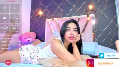 Snapshot of mia77_ chatting on March 2, 2026, 5:08 am Mia online show from March 2, 2026, 5:08 am