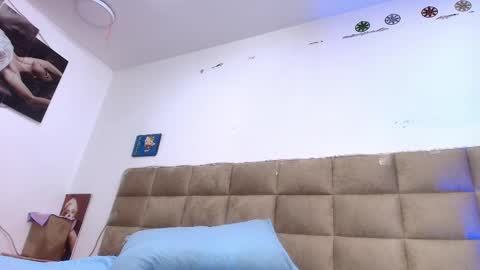 Emi online show from September 9, 2025, 7:13 pm