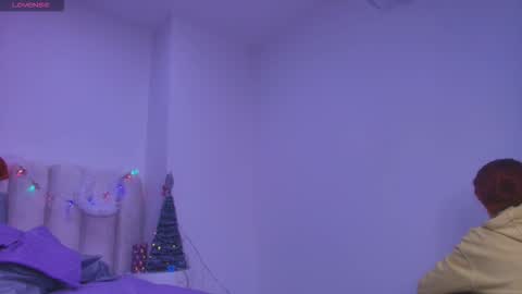 Emi online show from December 1, 2025, 7:08 pm