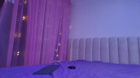 Emi online show from February 7, 2026, 7:17 pm